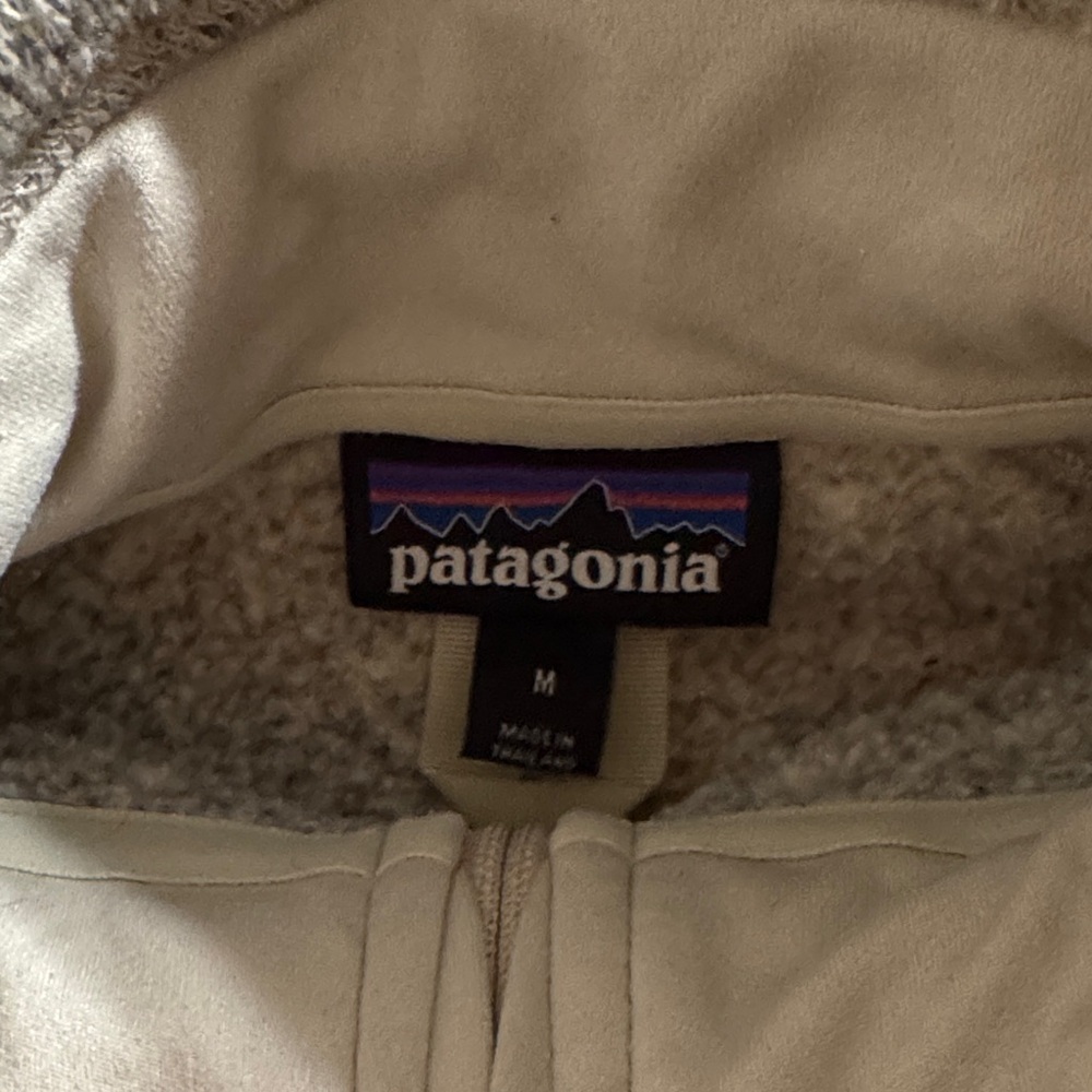Patagonia Quarter-Zip Pullover, Medium - Picture 4 of 4